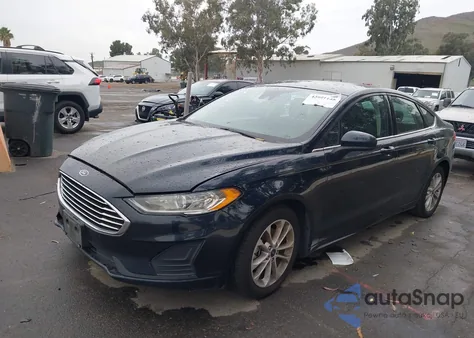 2020 Ford Fusion Hybrid Se z USA, uszkodzony, nr VIN 3FA6P0LU1LR113843
